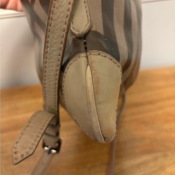 BURBERRY Smoked check crossbody. - Picture 6 of 10